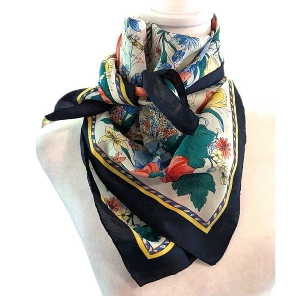 Vibrant Tulip Daisy Bouquet Floral Berkshire Scarf Made In Italy 30X30 Square - Picture 1 of 11